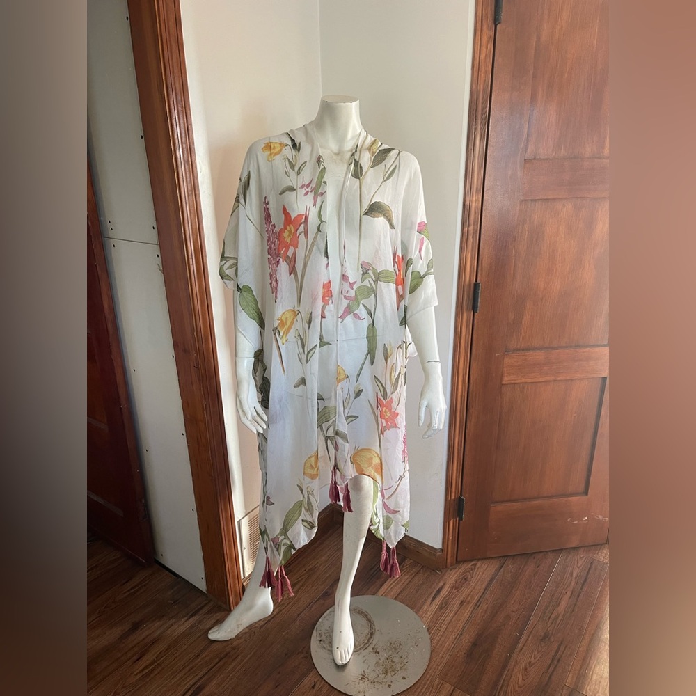 *SUMMER COLOURS* Floral Short Sleeve Kimono Top